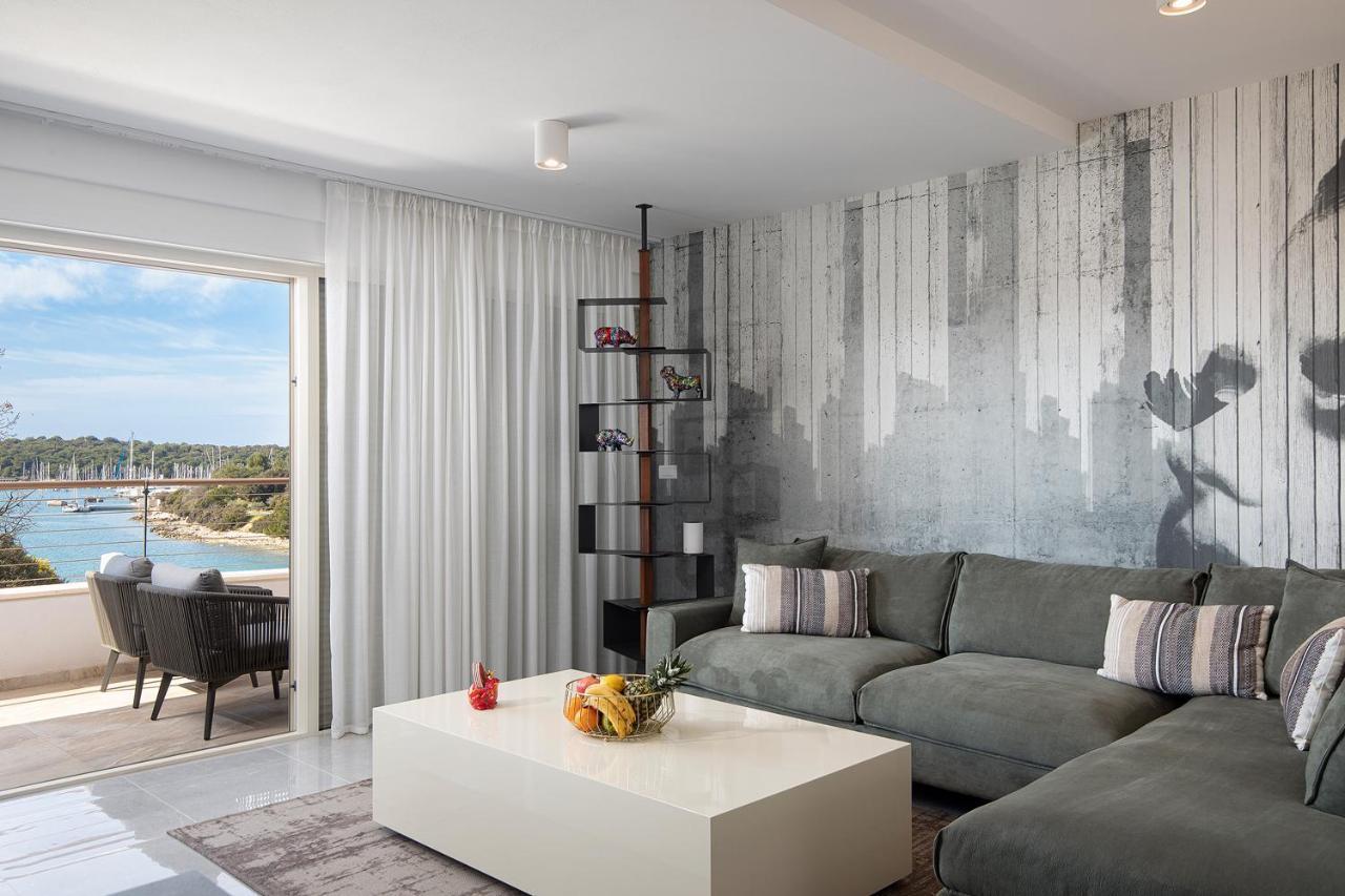 Apartman Damjan Pjescana Uvala Exterior foto