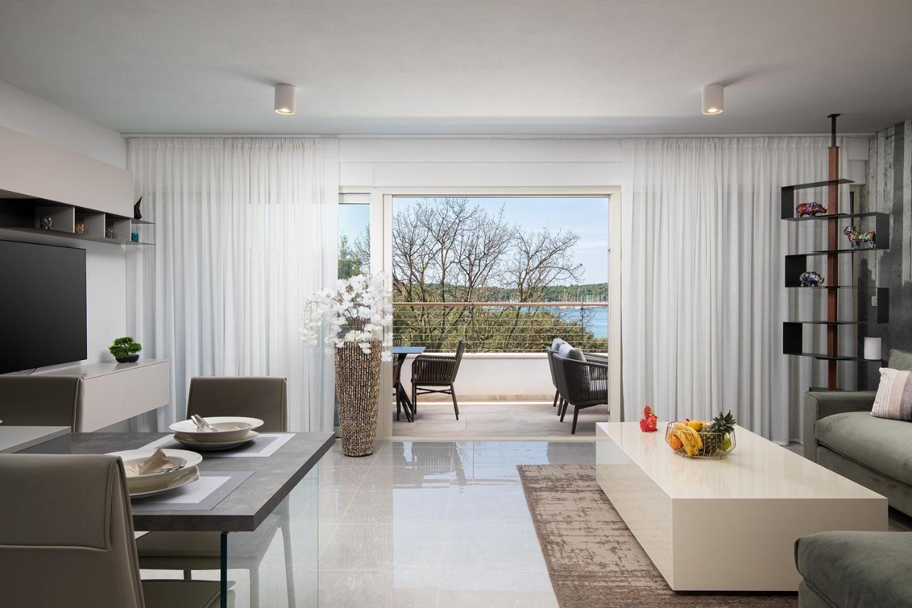 Apartman Damjan Pjescana Uvala Exterior foto
