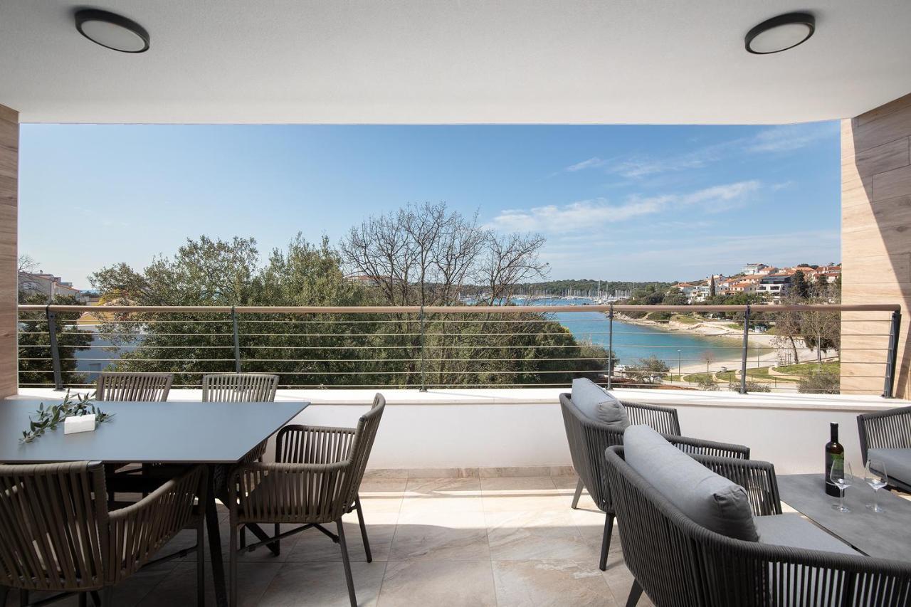 Apartman Damjan Pjescana Uvala Exterior foto